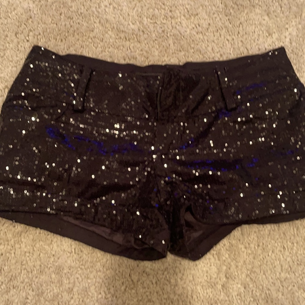 Black sequence shorts